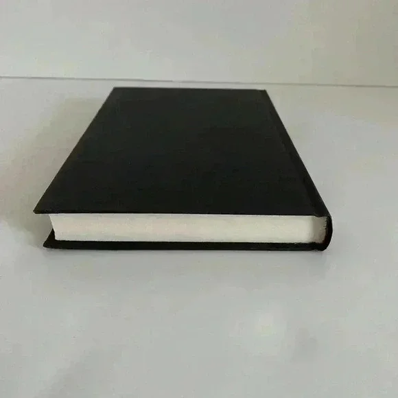 Danielle Steel Silent Honor - Picture 7 of 12